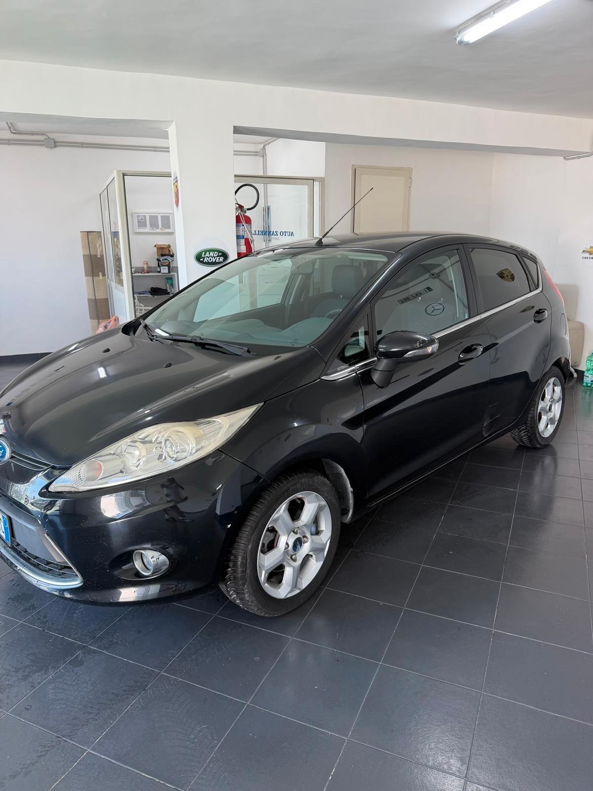 Ford Fiesta 1.4 TDCi 5p. Titanium