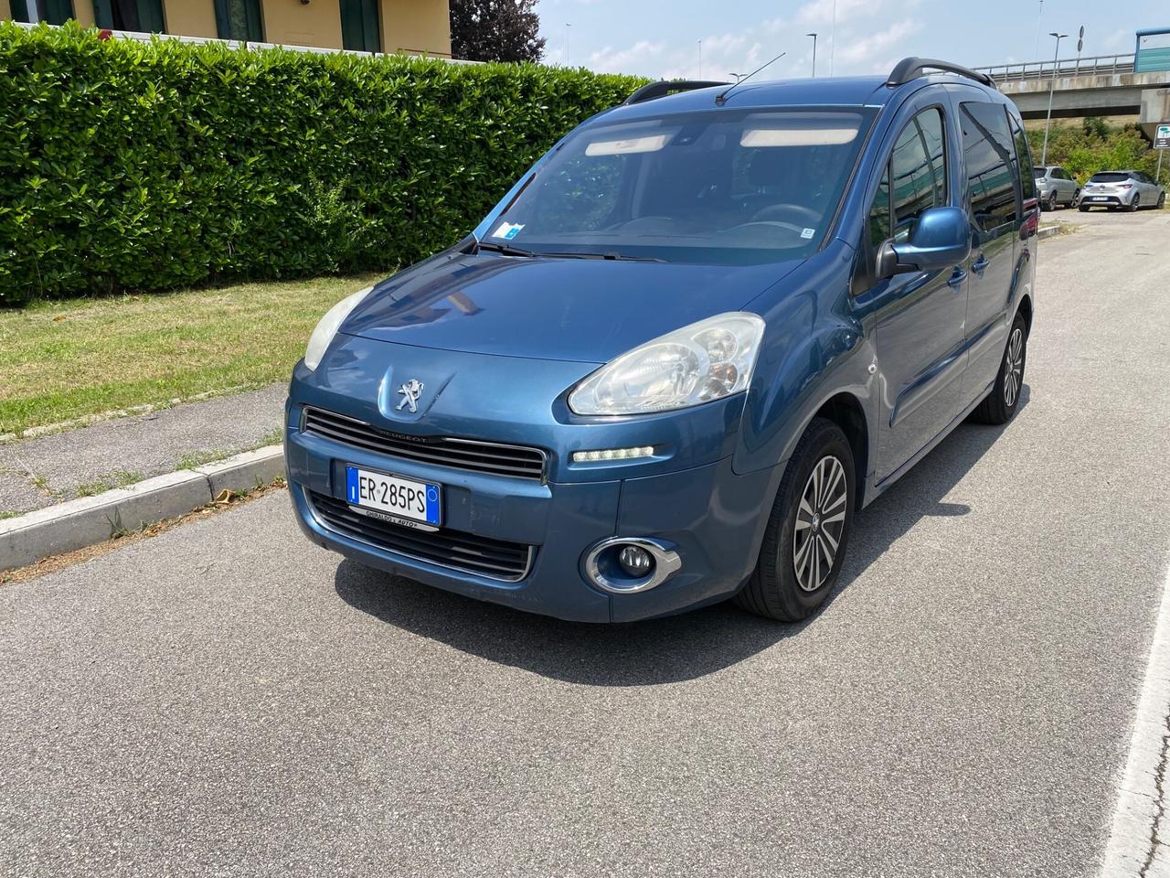 Peugeot partner tepee 1.6 HDI cambio automatico 2013