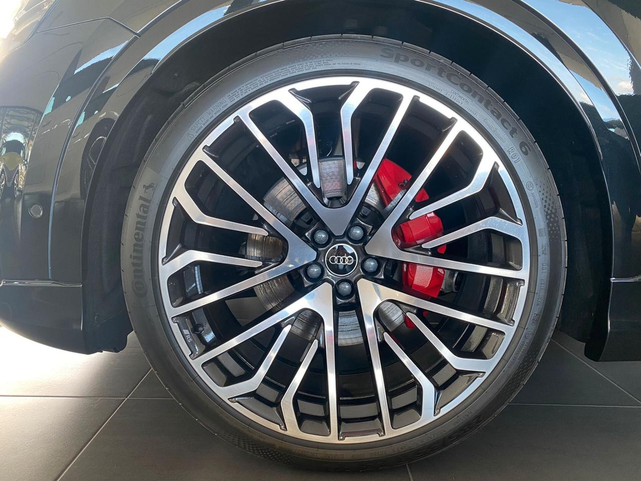 Audi Q8 50 30tdi S-line Edition Pano-Matrix-23-B&H-Valcona