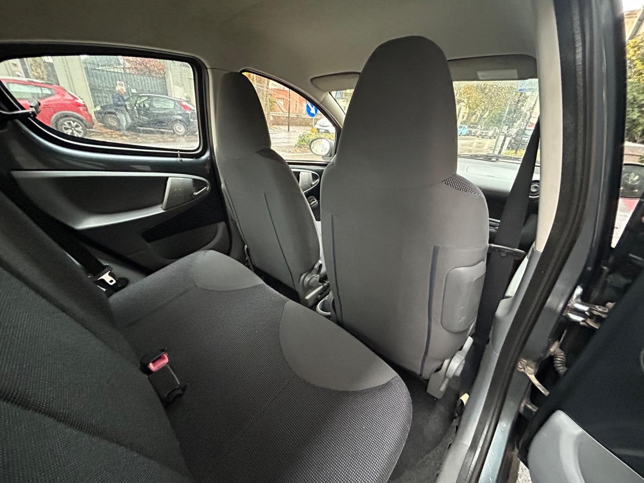 Peugeot 107 1.0 12v 5p 68cv Sweet Years 2Tronic AUTOMATICA!!!