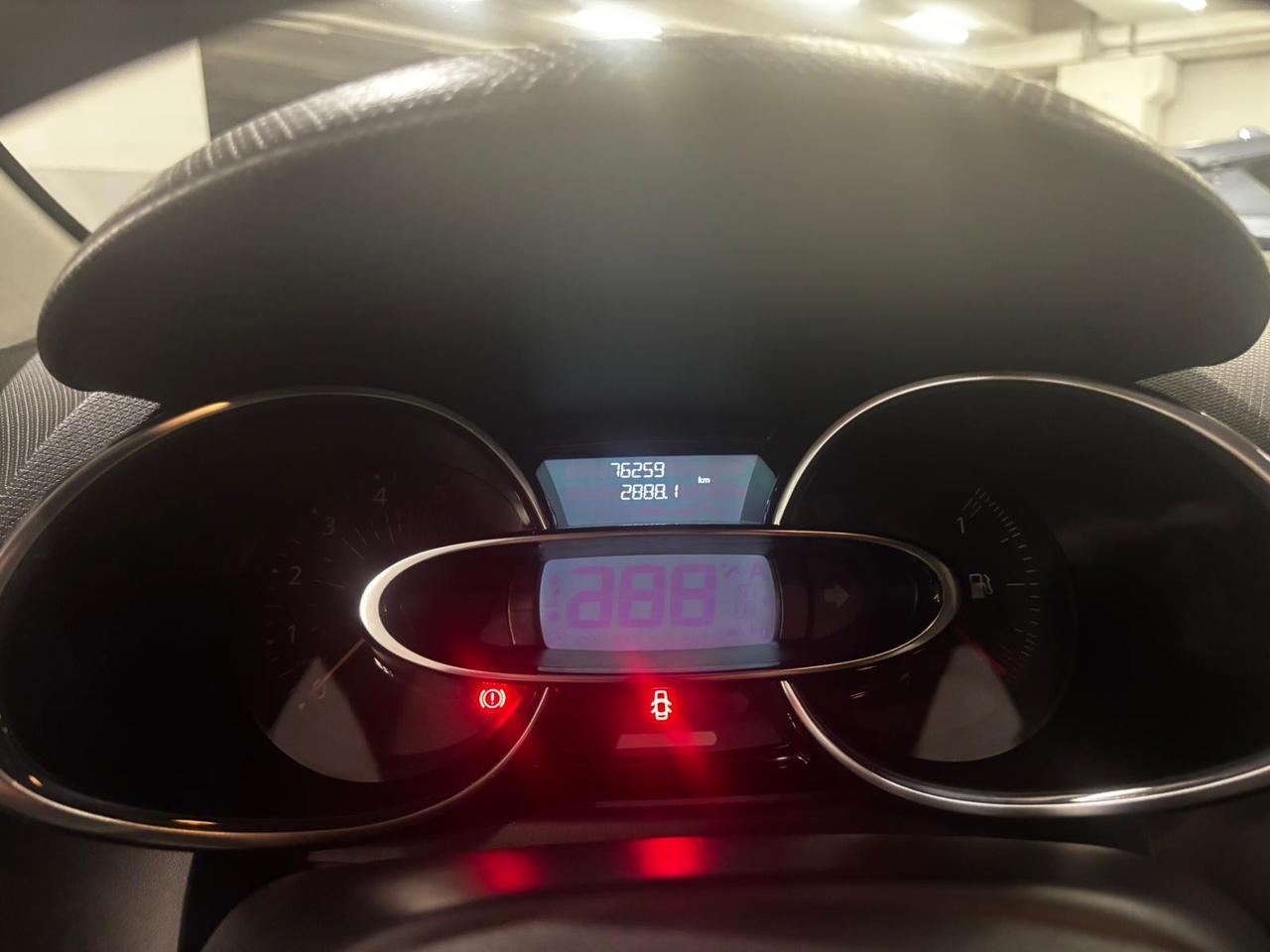 RENAULT Clio Sporter 1.5 dci Moschino Zen 75cv