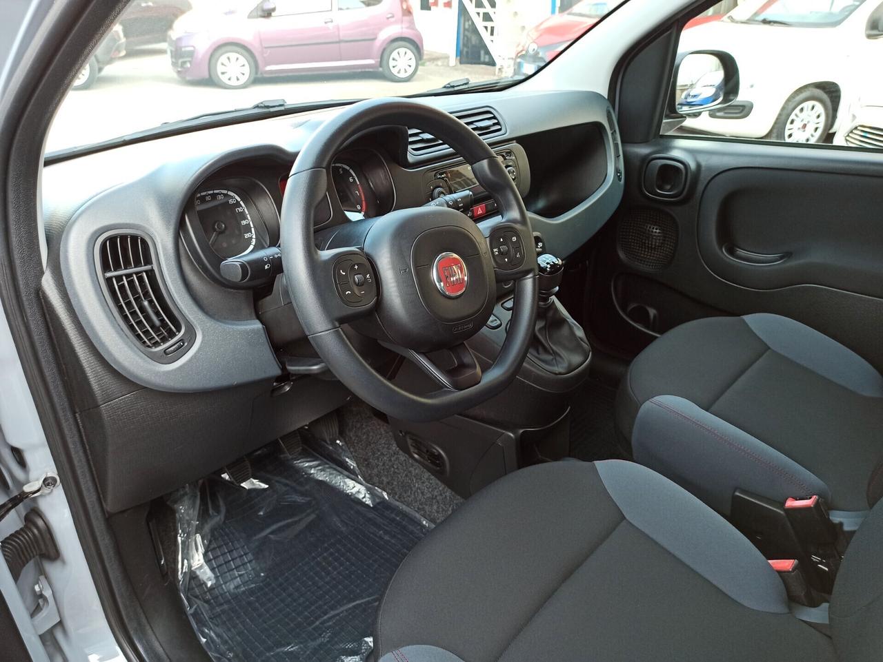 Fiat Panda 1.2 69 cv S&S Connected by Wind