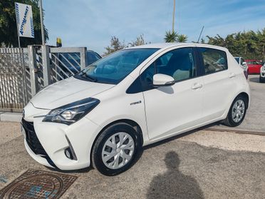 Toyota Yaris 1.5 Hybrid Business