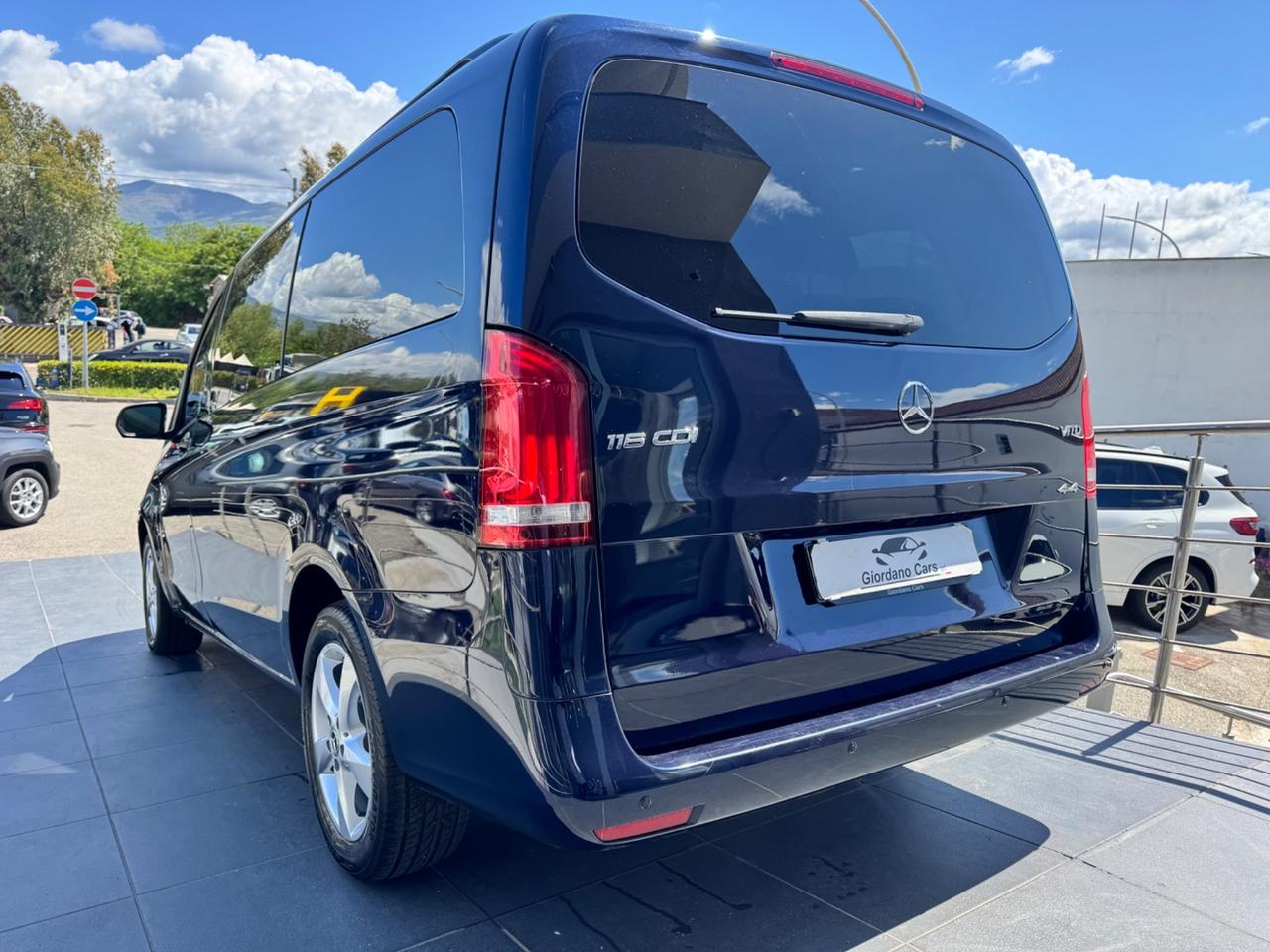 Mercedes-benz V 200 d Premium Long 6 posti autocarro