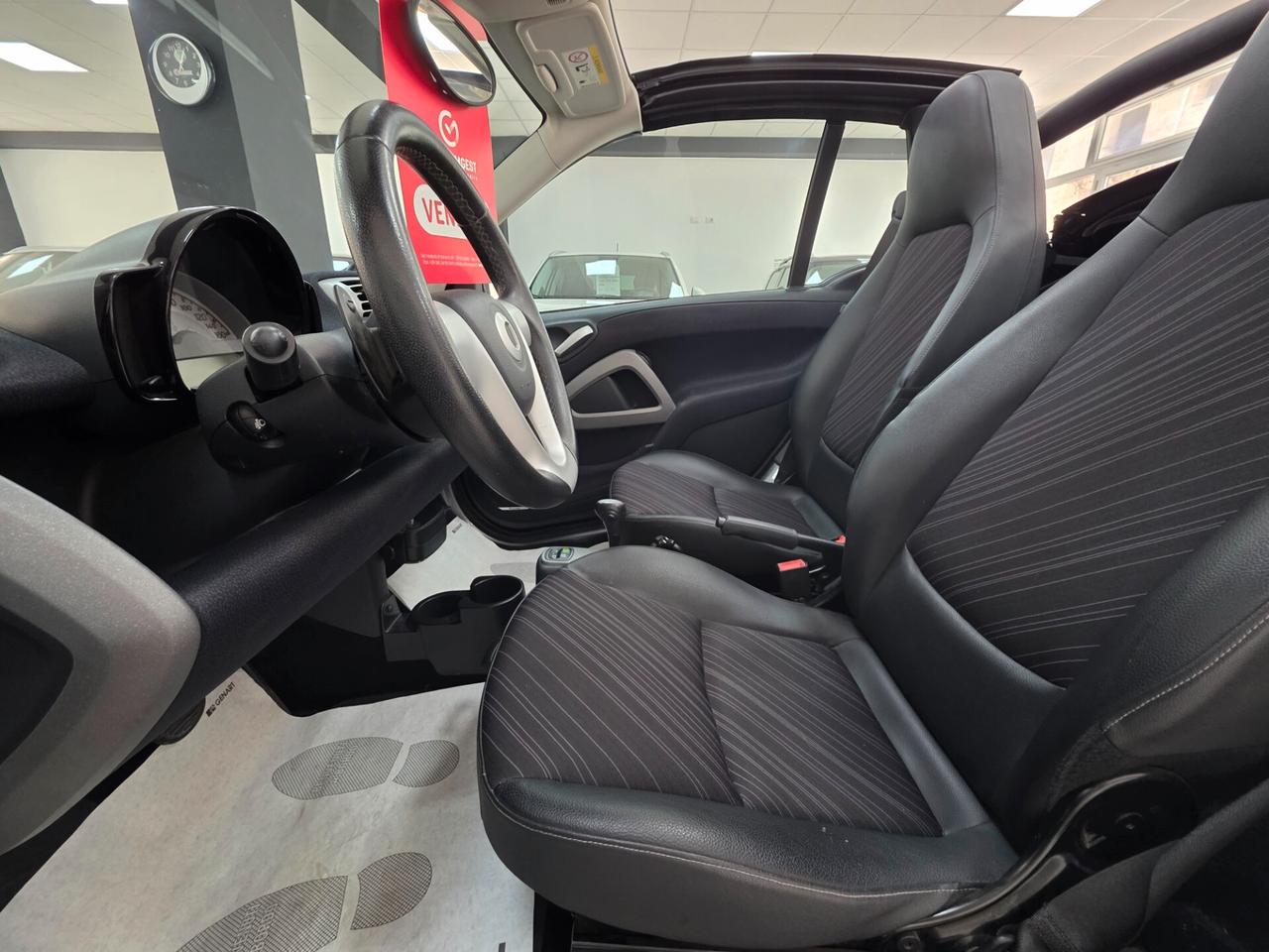 Smart ForTwo 1000 52 kW MHD cabrio passion