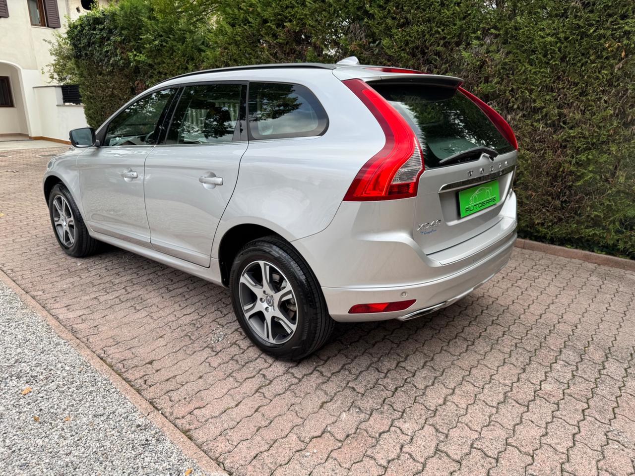 Volvo XC 60 XC60 D4 AWD Momentum
