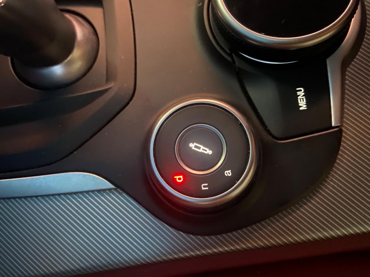 Alfa Romeo Stelvio 2.2 210 CV Q4 B-Tech FULL NUOVA