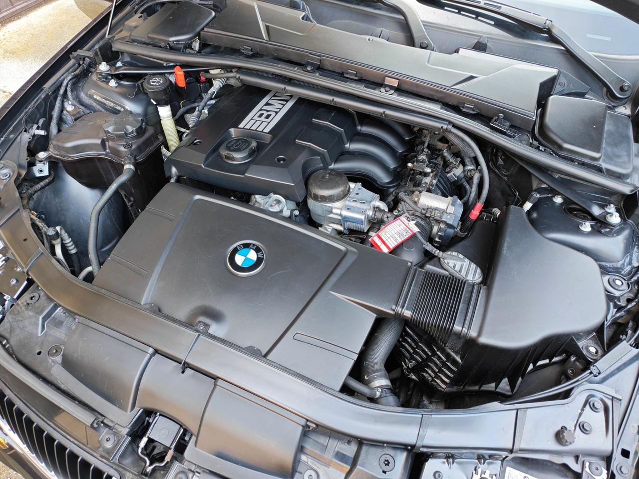BMW 318i 2.0 BENZINA 143cv / Uniproprietario