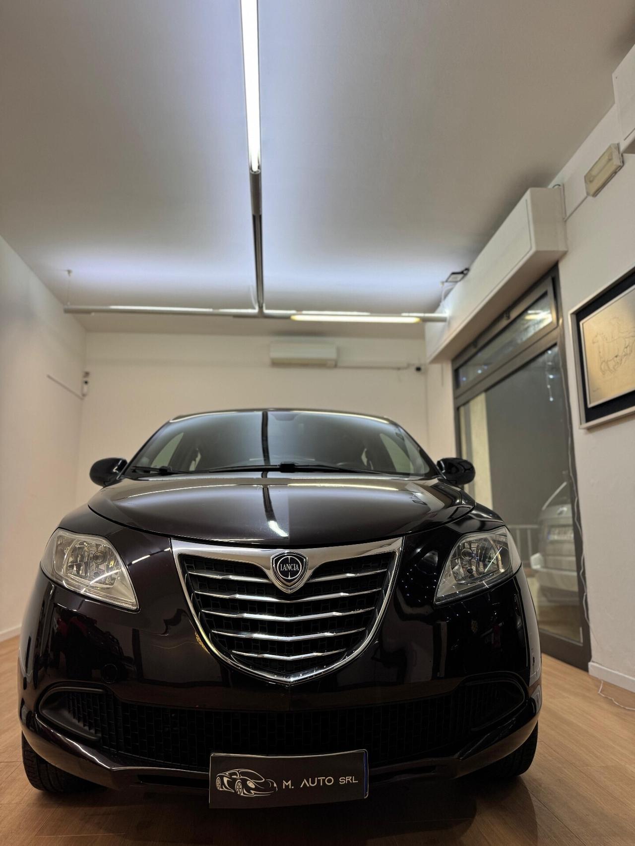 Lancia Ypsilon 0.9 TwinAir 85 CV 5 porte S&S Gold