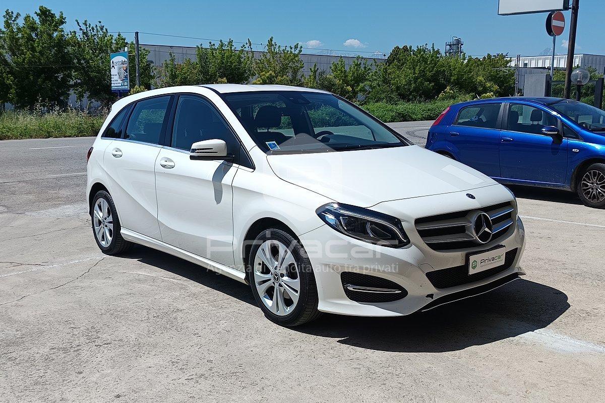MERCEDES B 200 d Premium