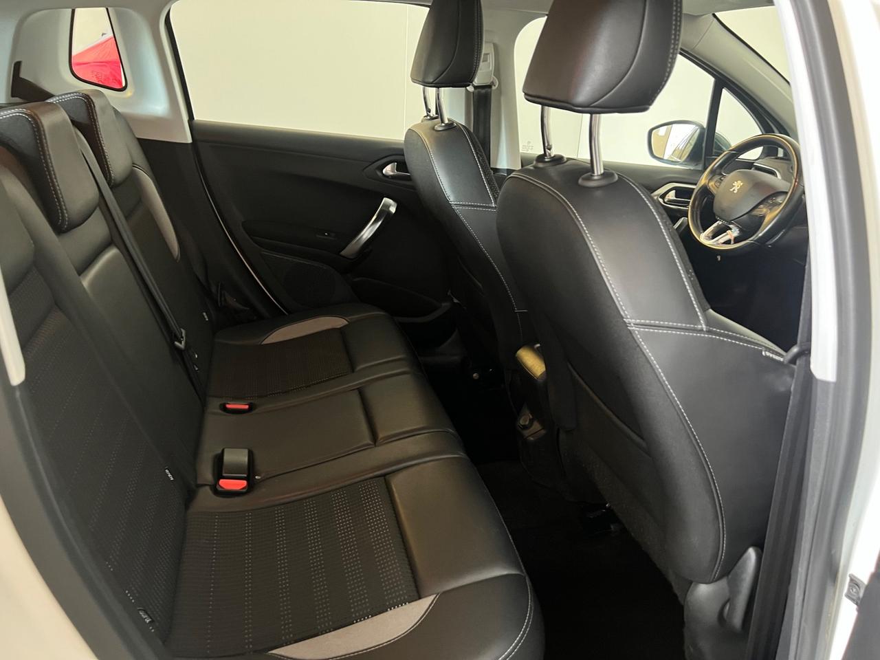 Peugeot 2008 1.2 PureTech 82 Allure