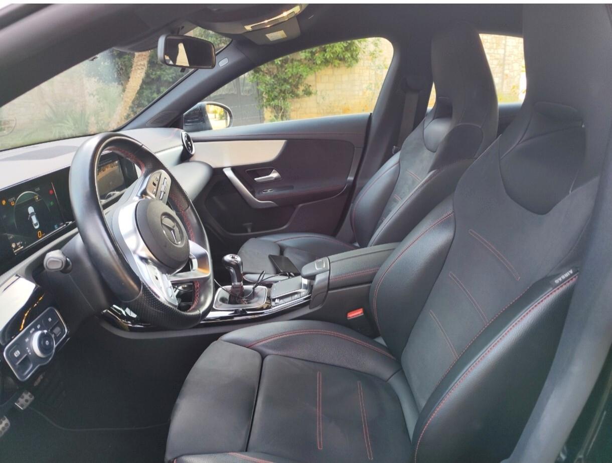 Mercedes-benz CLA 180 Premium