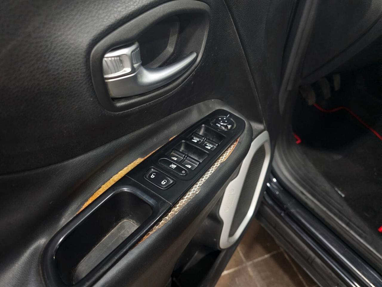 JEEP RENEGADE LIMITED 1.6 MJT 120CV - AUTO PER COMMERCIANTI