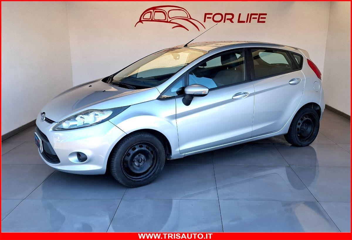 FORD Fiesta 1.4 Tdci Titanium 5p NEOPATENTATI