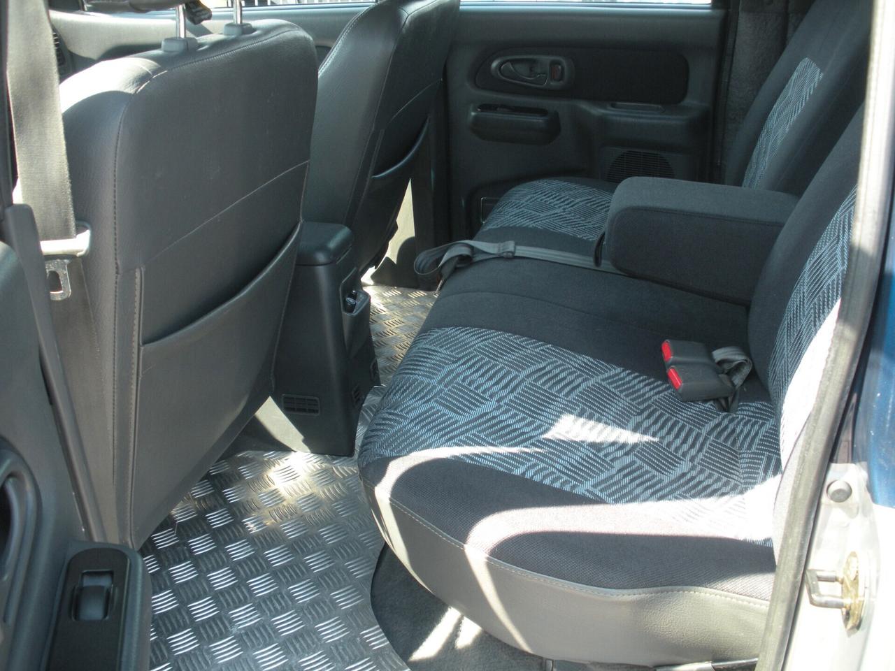 Mitsubishi L200 2.5 TDI 4WD Double Cab AMERICAN STYLE