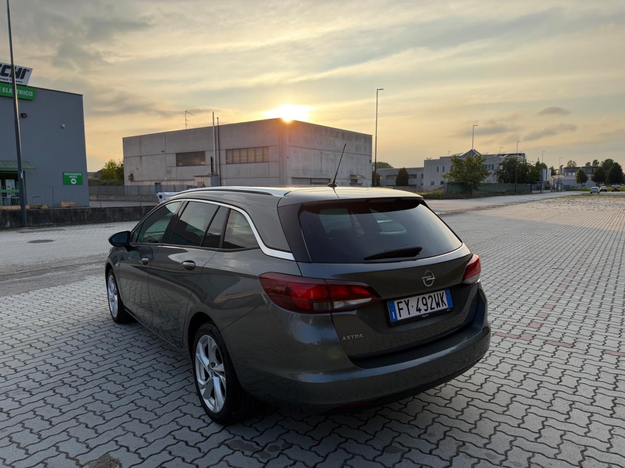 Opel Astra 1.6 CDTi 136CV Start&Stop Sports Tourer Innovation