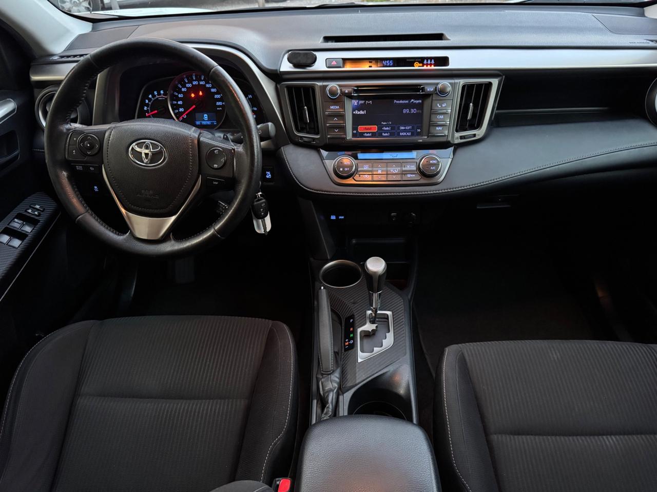 Toyota RAV 4 RAV4 2.2 D-CAT A/T 4WD Lounge gancio traino