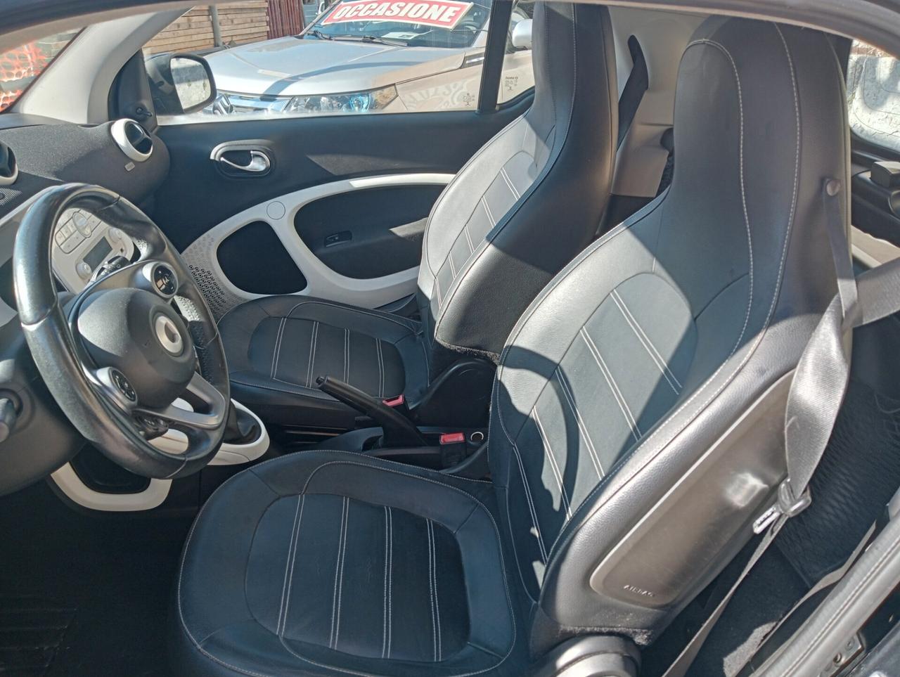 Smart ForTwo 1000 62 kW coupé passion cambio manuale