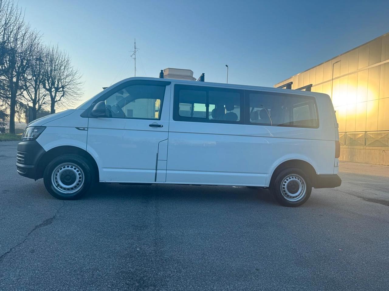 Volkswagen Transporter 2.0 TDI 102CV PC Kombi