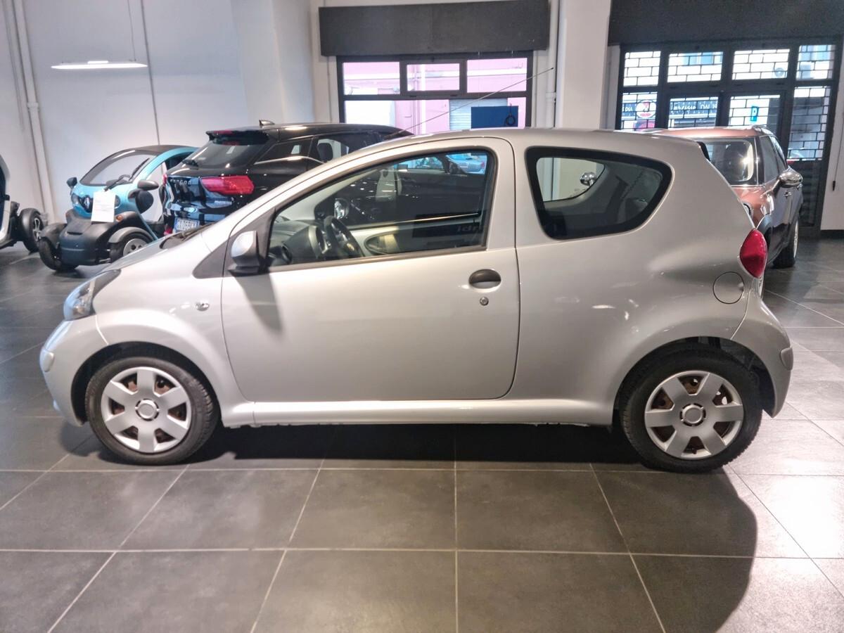 Toyota Aygo 1.0 70cv GARANZIA 1 ANNO