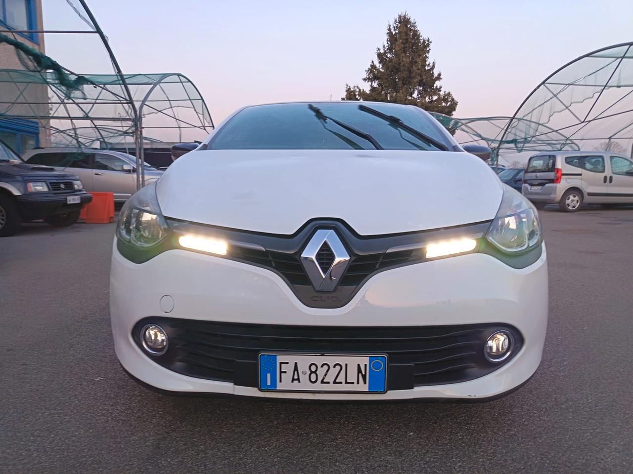 Renault Clio 1.2 75CV 5 DUEL /NEOPATENTATO
