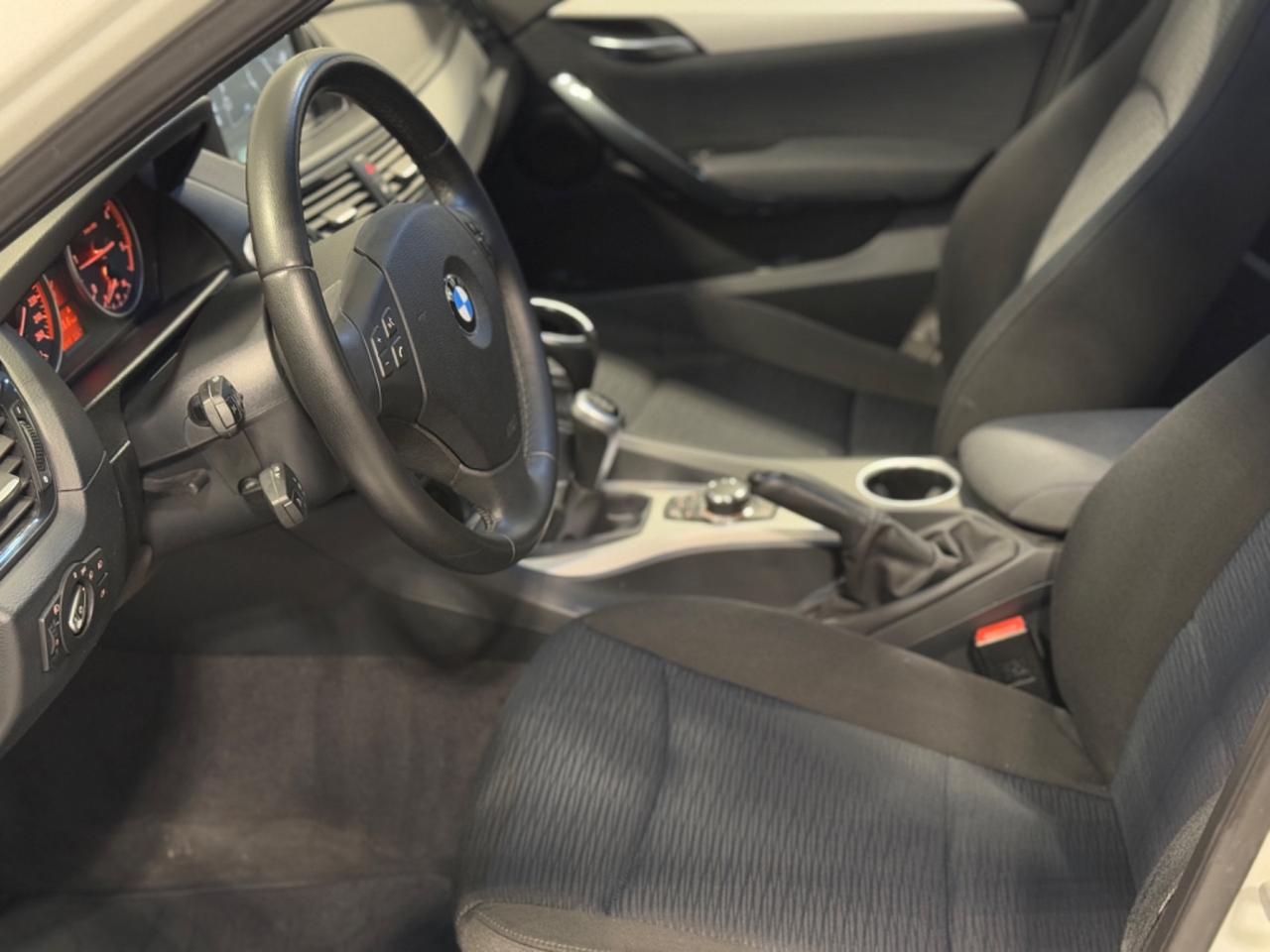 Bmw X1 sDrive16d TELECAMERA, NAVI, BLUETOOTH!