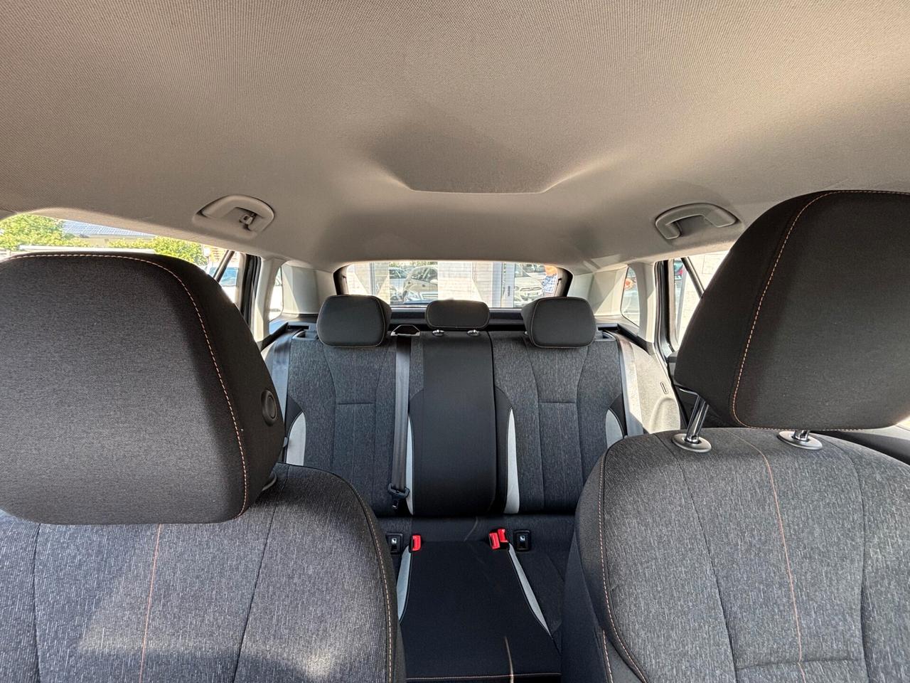 Skoda Kamiq 1.6 Diesel Cambio Automatico Neopatentati