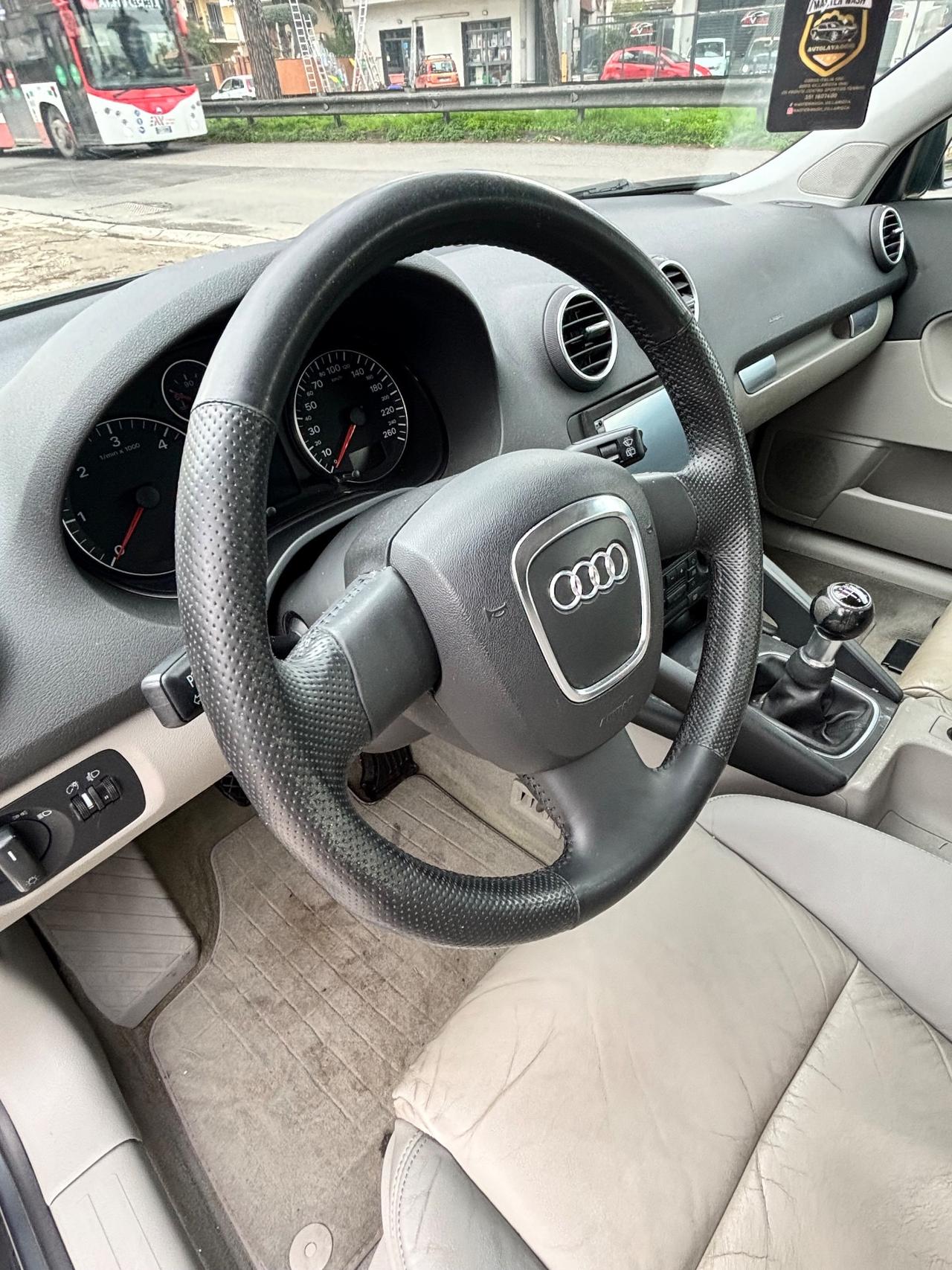 Audi A3 2.0 16V TDI Attraction