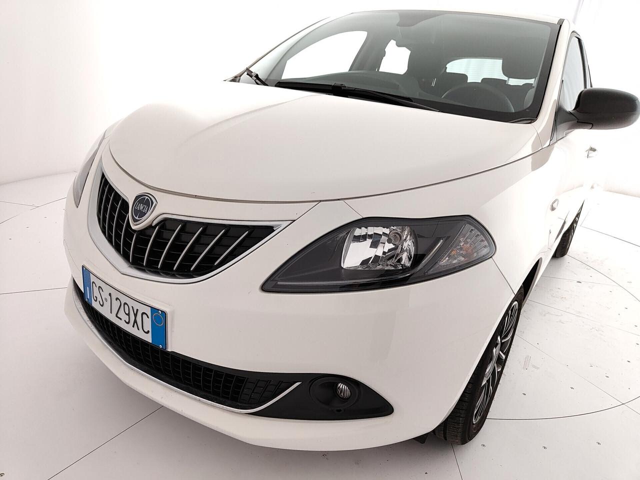 Lancia Ypsilon 1.0 FireFly 5 porte S&S Hybrid Platino