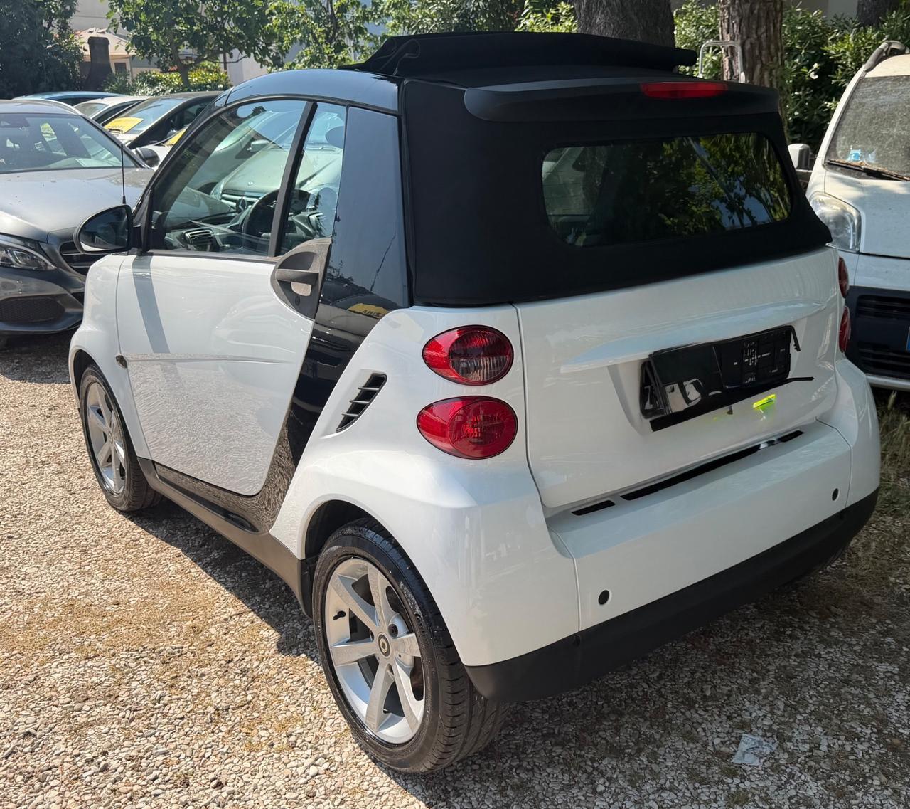 Smart ForTwo Cabrio 1000 62 kW Pulse