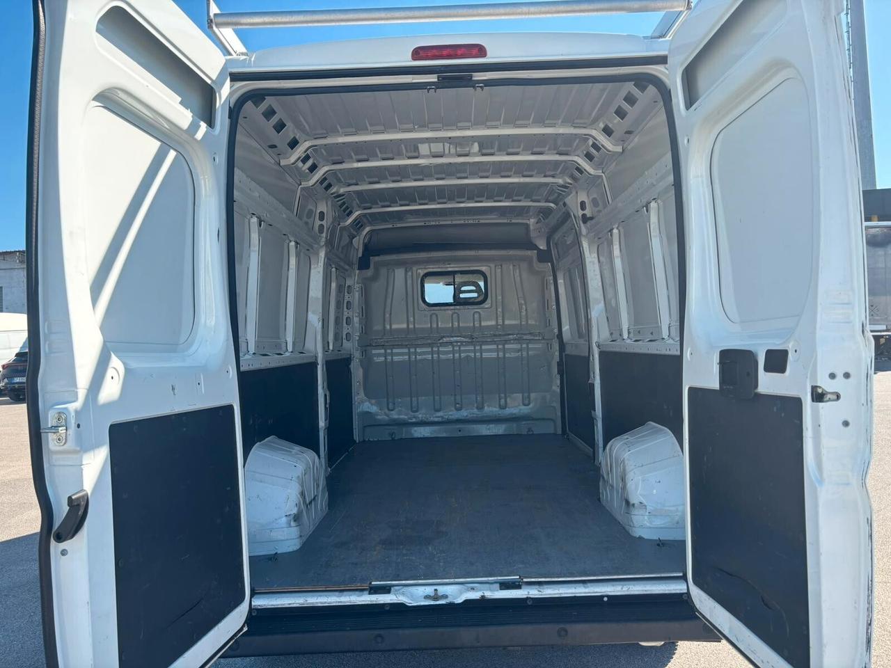 Peugeot Boxer 335 2.0 BlueHDi 130 CV PROLUNGATO