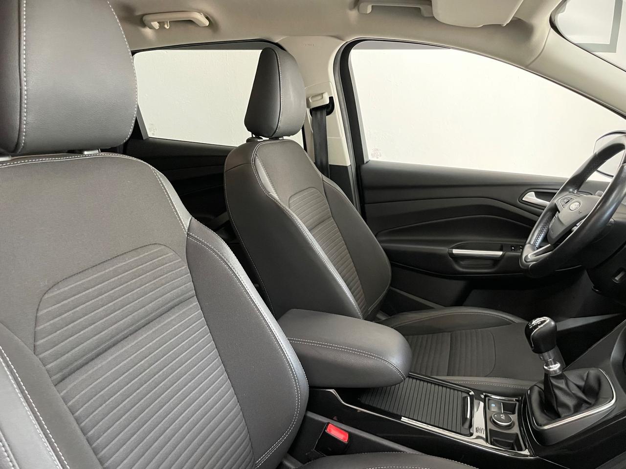 Ford Kuga 2.0 TDCI 150 CV /Titanium /2018