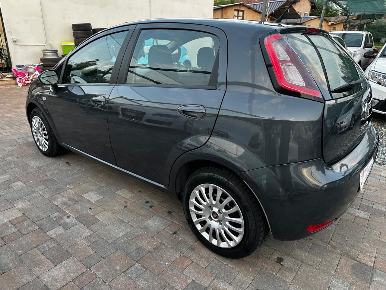 Fiat Punto 1.3 MJT II 75 CV 5 porte