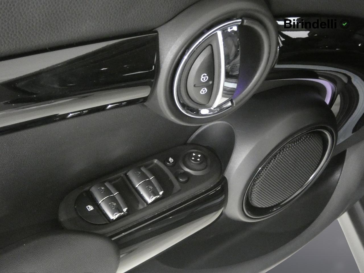 MINI Mini 5 porte (F55) - Mini 1.5 One 75 CV Classic 5 porte