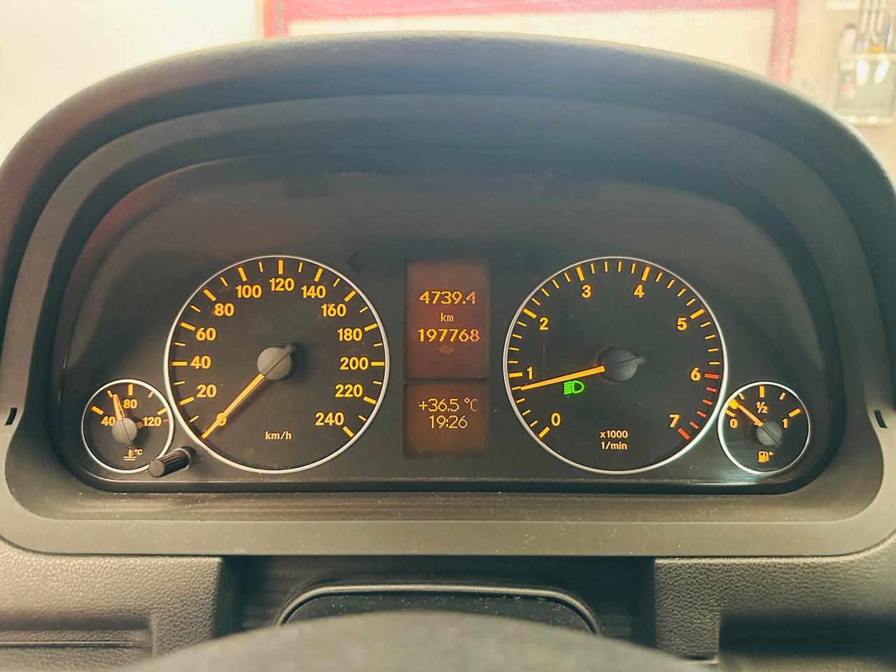 Mercedes-benz A 160 BlueEFFICIENCY