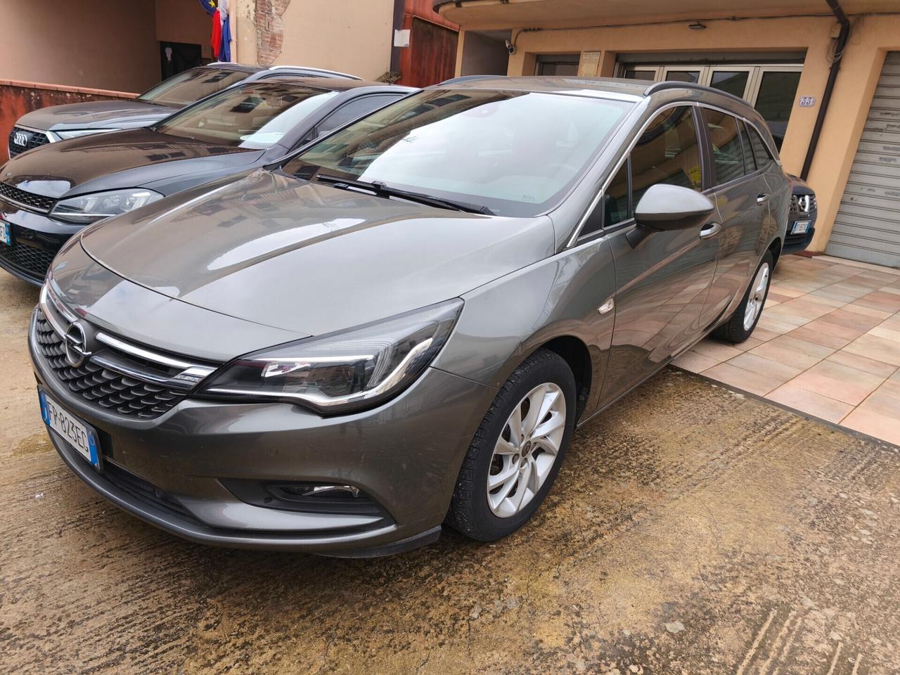 Opel Astra 1.6 CDTi 110 CV SW BUSINESS