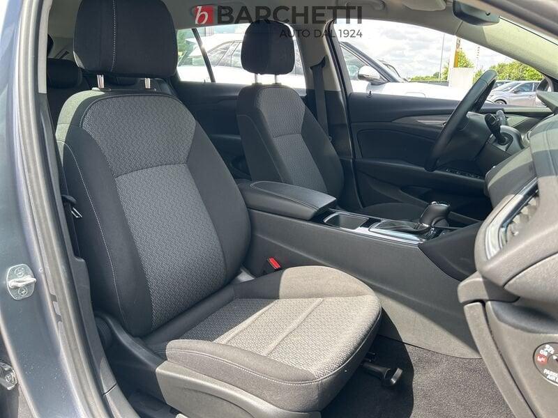 Opel Insignia 18 INS-ST BUSIN 16CDTI 136 AT6