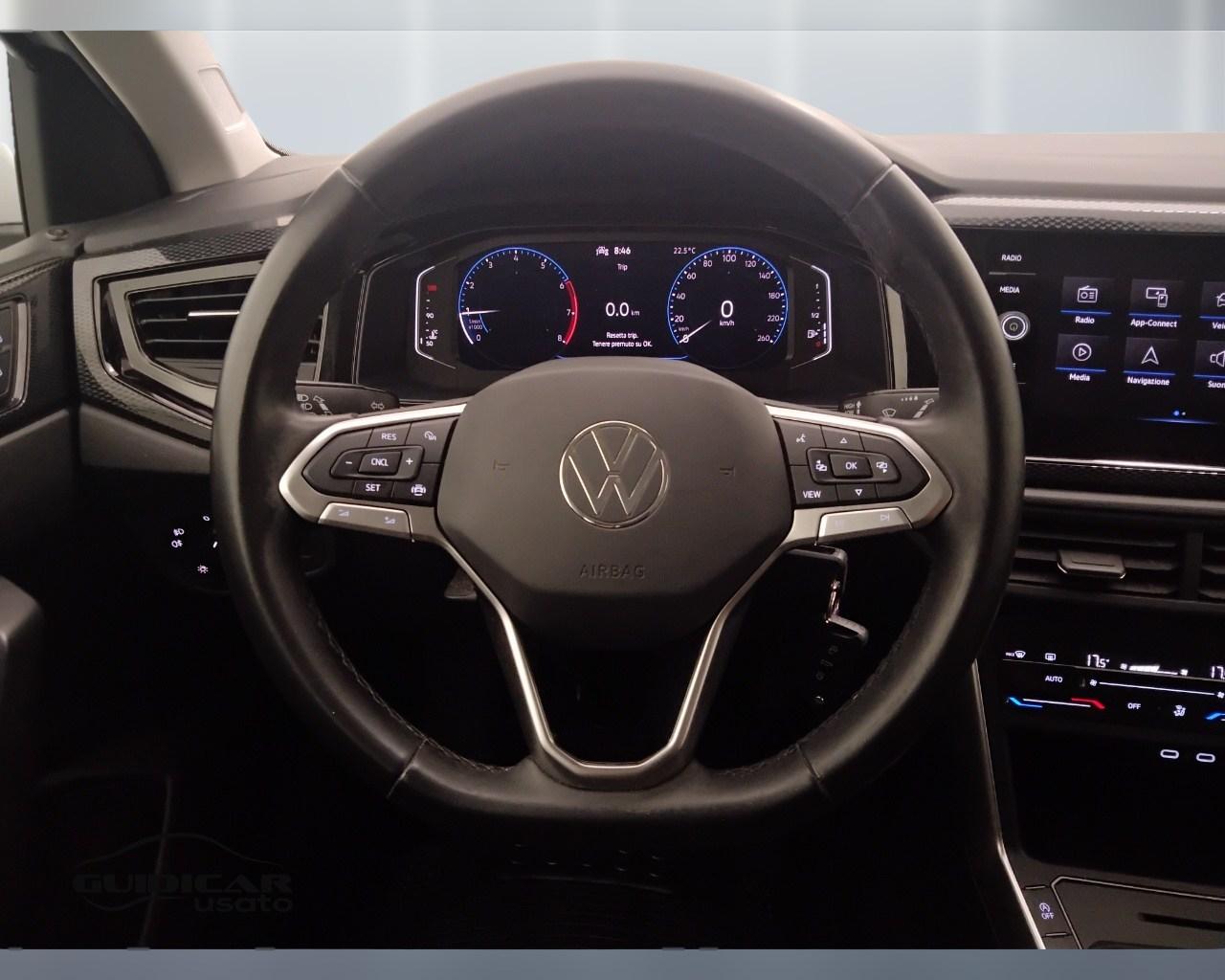 VOLKSWAGEN Polo VI 2022 - Polo 1.0 Life 80cv