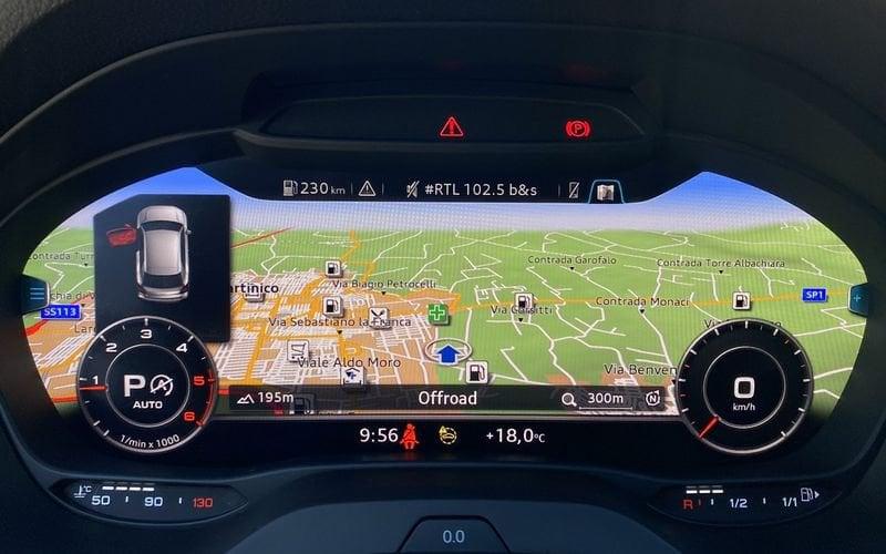 Audi Q2 S Line interno ed esterno 2.0 TDI 150CV s-tronic 35