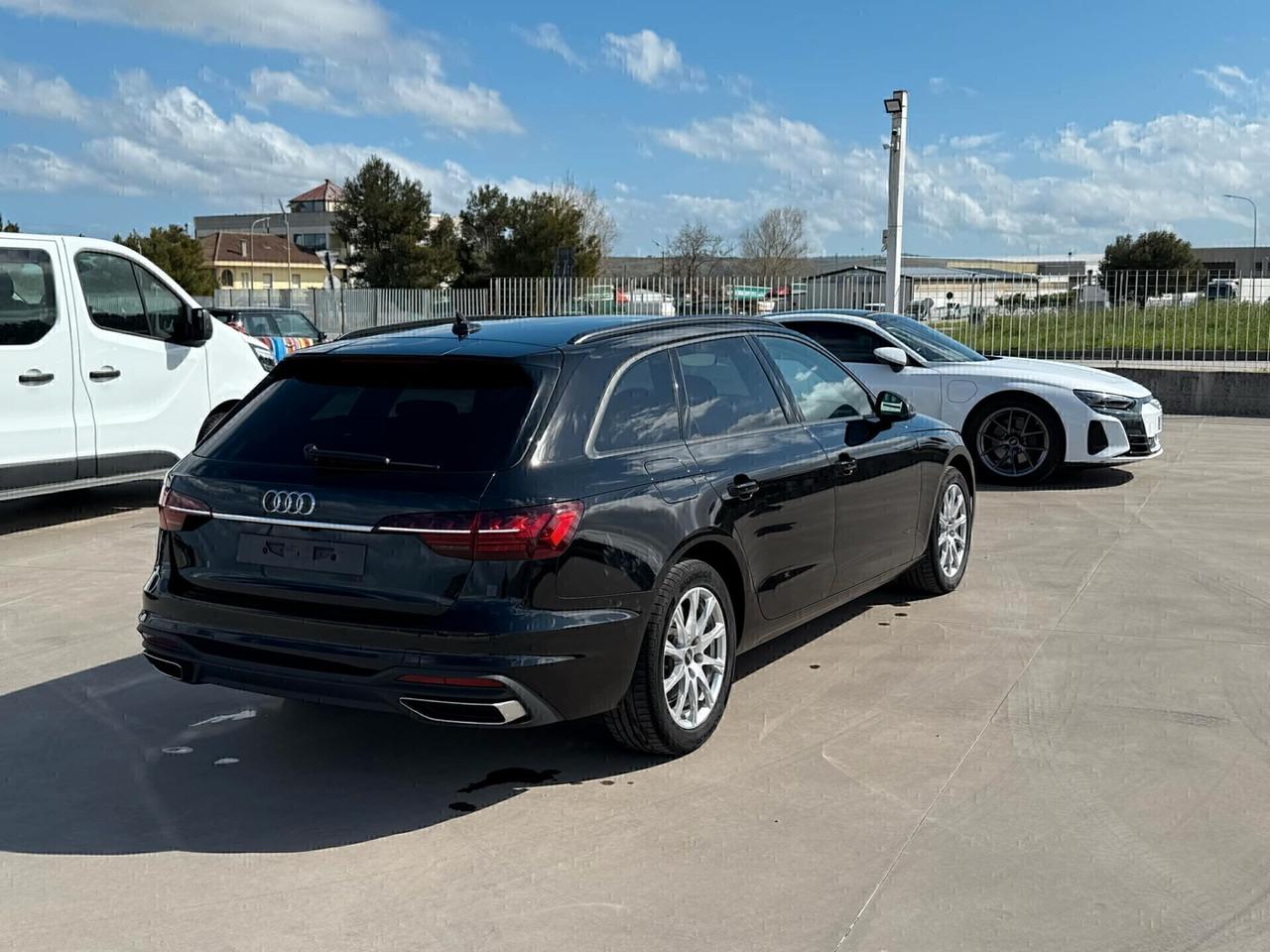 Audi A4 35 TDI/163 CV S tronic Business Advanced Virtual Cokpit