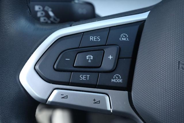 VOLKSWAGEN Golf 2.0 TDI 115 CV SCR Life PREZZO NETTO