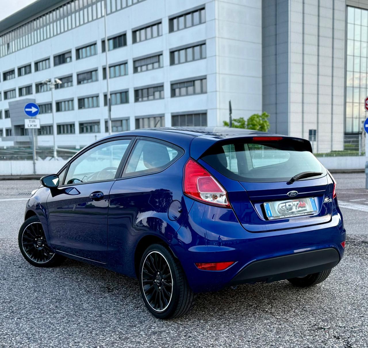 Ford Fiesta 1.5 TDCi 95CV 3 porte Black & White Edition