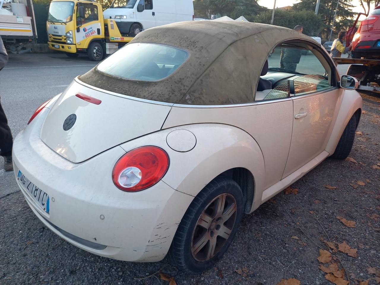 Volkswagen New Beetle 1.9 TDI 105CV Cabrio Lim. Red Edt.