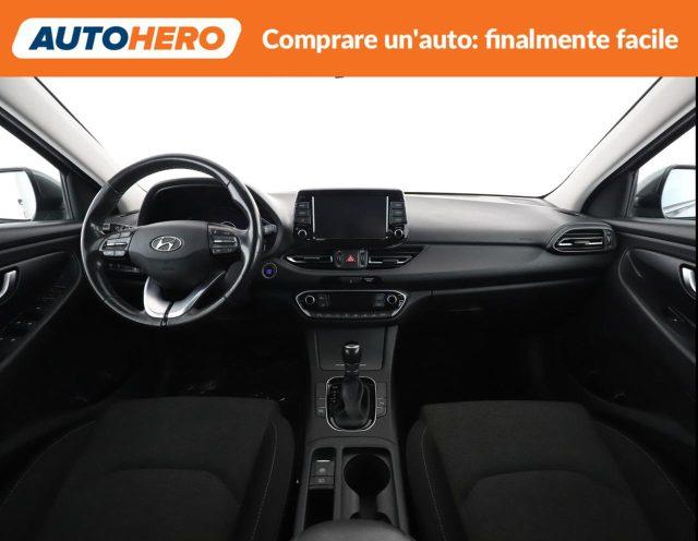 TOYOTA Auris Touring Sports 1.8 Hybrid Lounge