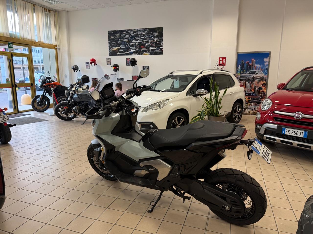 Honda X-ADV 750 R
