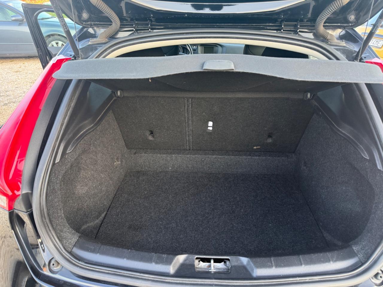 Volvo V40 D2 1.6 DIESEL 15.000 Km Motore Nuovo