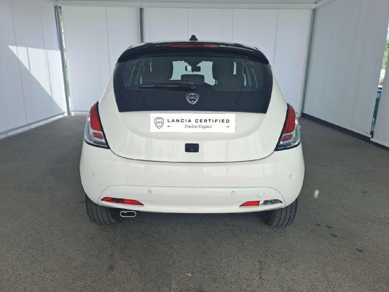 Lancia Ypsilon 1.0 FireFly 70cv Hybrid Platino