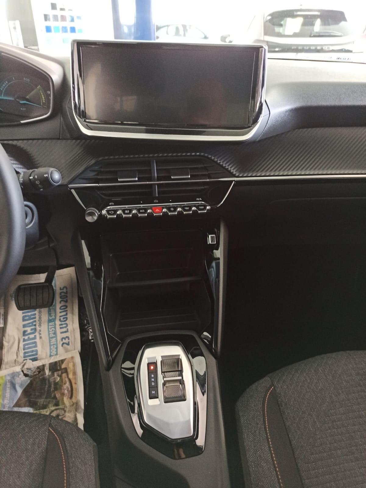 Peugeot 208 Hybrid 110 e-DCS6 Style