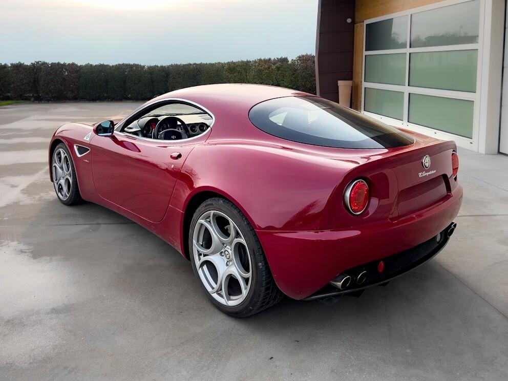 Alfa Romeo 8C Competizione