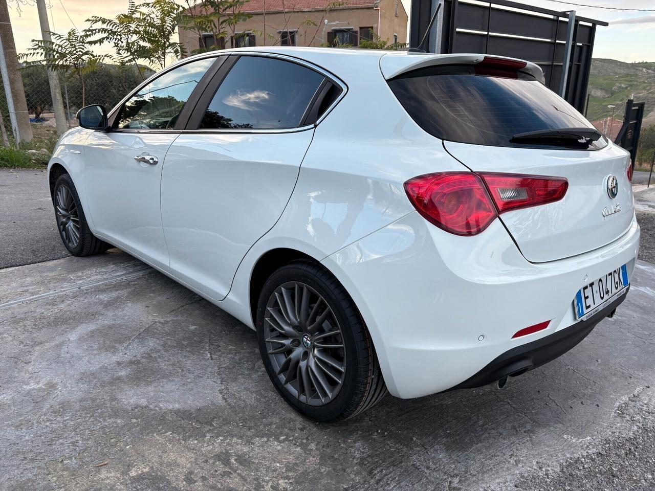 Alfa Romeo Giulietta 2.0 JTDm-2 150 CV Exclusive